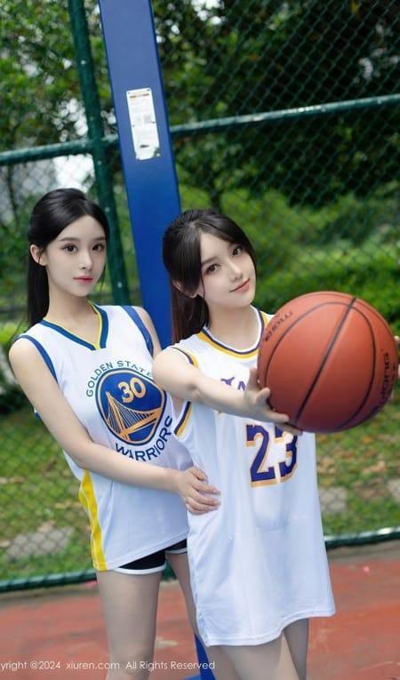 [Xiuren秀人网] 豆瓣酱NO.8744 期[83+1P/839MB]2024.06.21