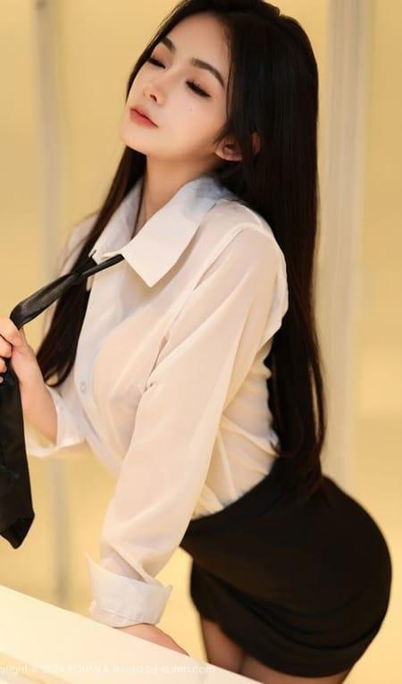 [Xiuren秀人网] 谭小灵VOL.1050 期[90+1P/738MB][YouMi尤蜜荟2024.04.12