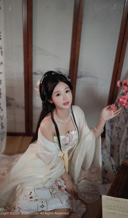 [Xiuren秀人网] 唐安琪NO.8898 期[81+1P/761MB]2024.07.22