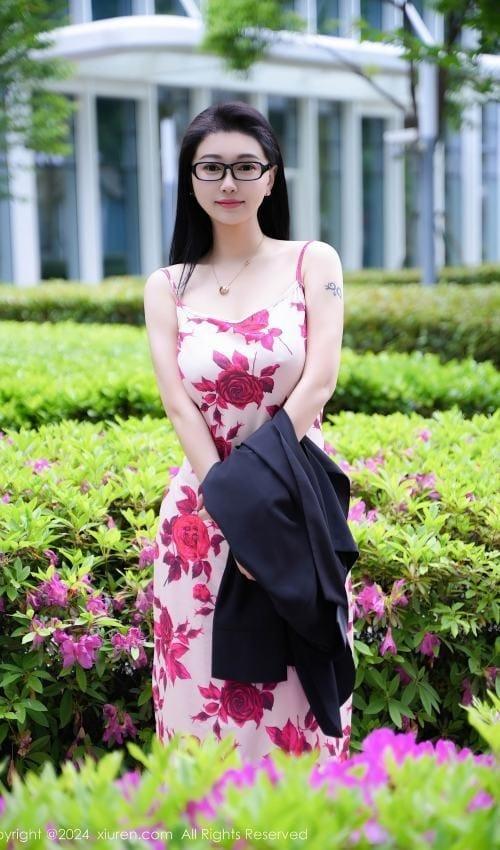 [Xiuren秀人网] 雅茹老师NO.8468 期[79+1P/770MB]2024.04.29