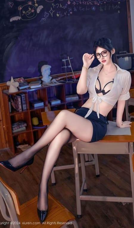 [Xiuren秀人网] 诗诗kikiNO.9130 期[88+1P/831MB]2024.09.09