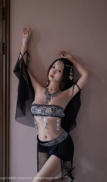 [Xiuren秀人网] 杏子YadaNO.9172 期[81+1P/686MB]2024.09.18