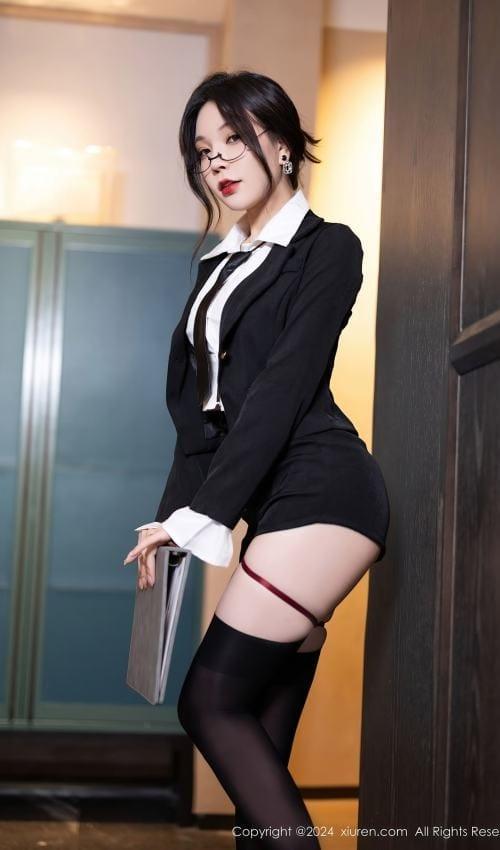 [Xiuren秀人网] 徐莉芝BootyNO.8440 期[82+1P/615MB]2024.04.23