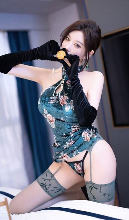 [Xiuren秀人网] 杨晨晨YomeNO.9165 期[83+1P/629MB]2024.09.14