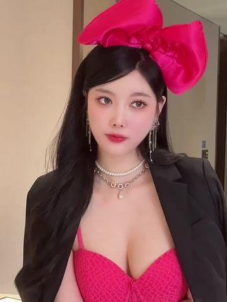 杨晨晨性感黑丝袜写真作品,诱惑十足动人心魄 杨晨晨性感黑丝袜写真作品,诱惑十足动人心魄