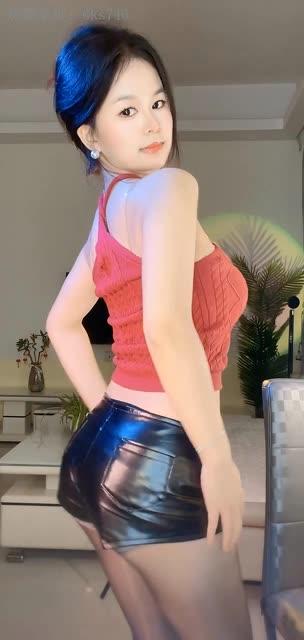 秀人网小逗逗的诱人写真,黑丝与兔耳的双重魅力 秀人网小逗逗的诱人写真,黑丝与兔耳的双重魅力