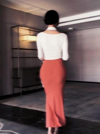 杨晨晨迷人写真图册，妩媚动人美不胜收