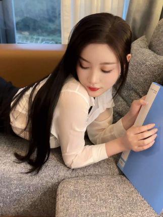 杨晨晨性感写真套图，性感迷人尽显魅力