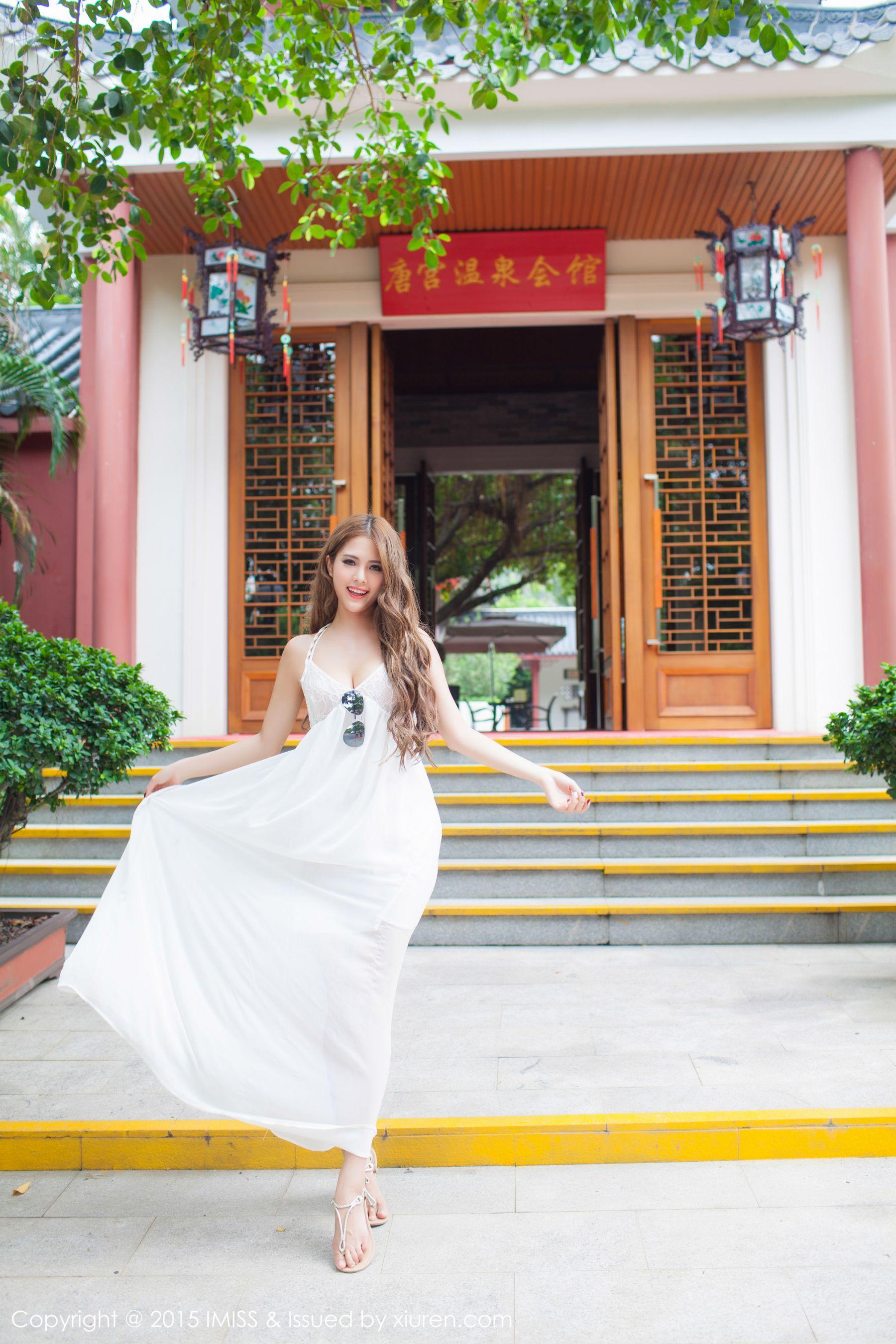 妍妍Yanyan《同程旅拍》 [爱蜜社IMiss] Vol.008