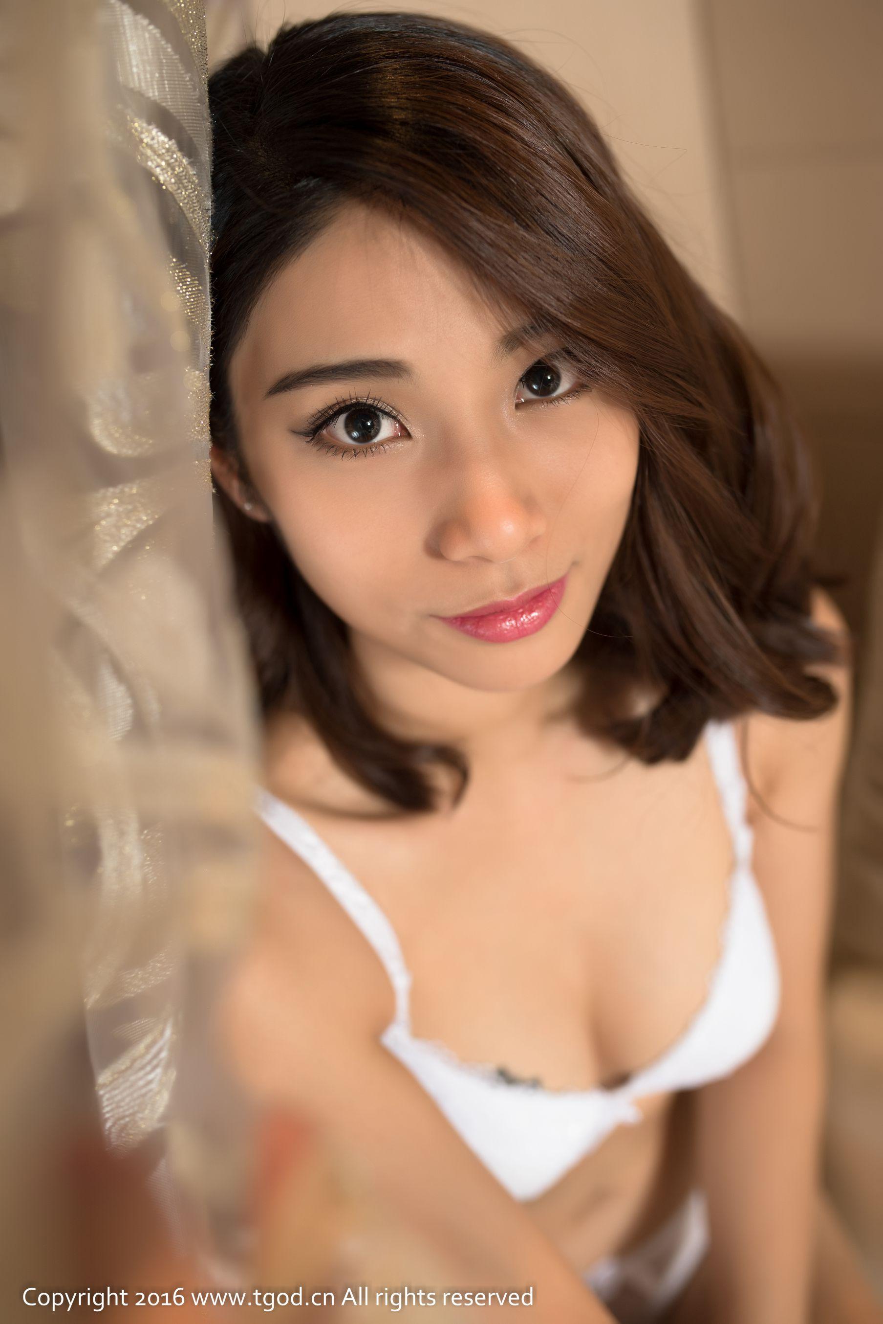 Lee小棠《温柔可人的内衣秀》 [推女神/御女郎]