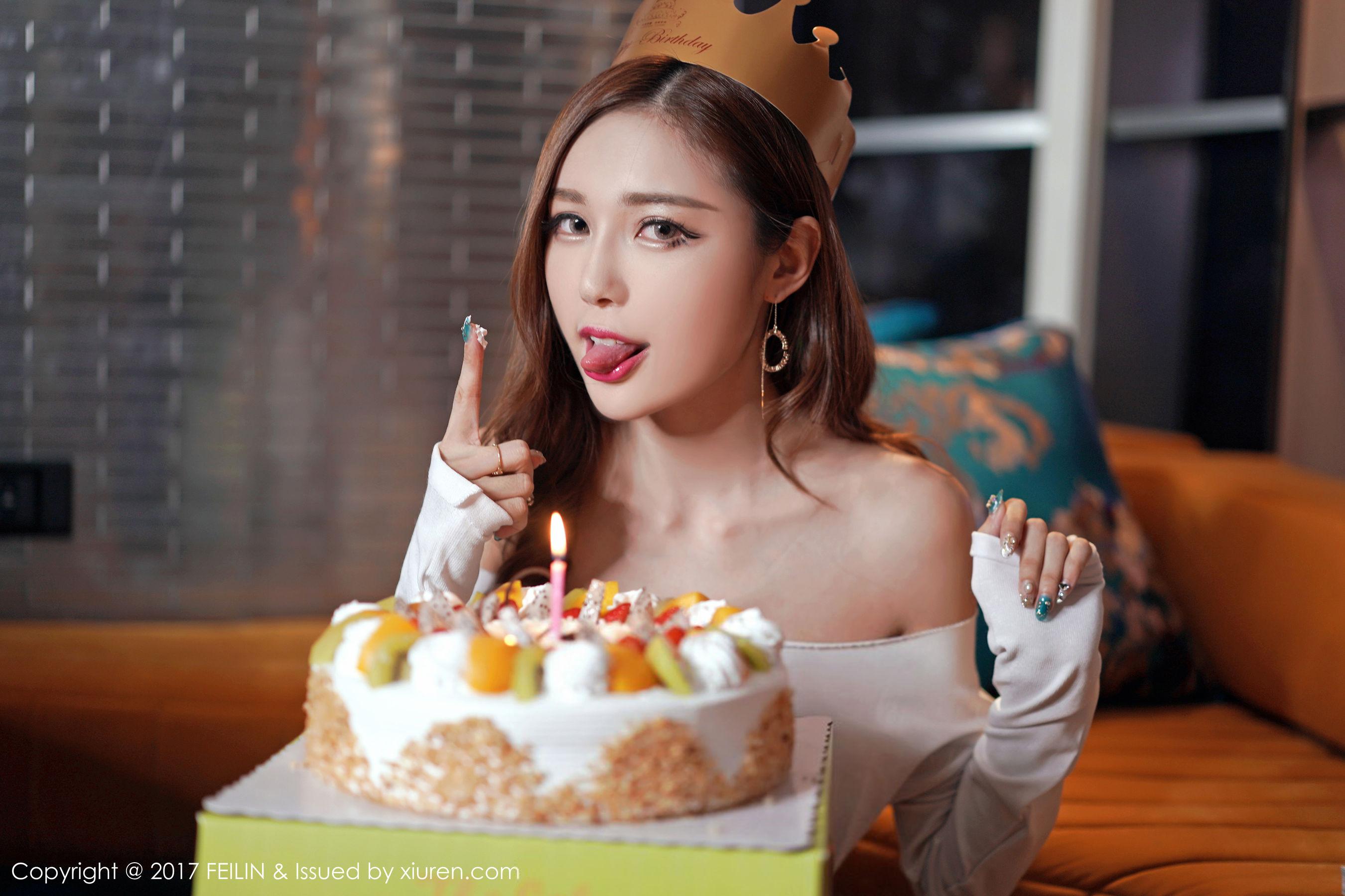 梦小楠小夜猫《性感网袜与诱惑浴室奶油涂抹》 [嗲囡囡FEILIN] Vol.116