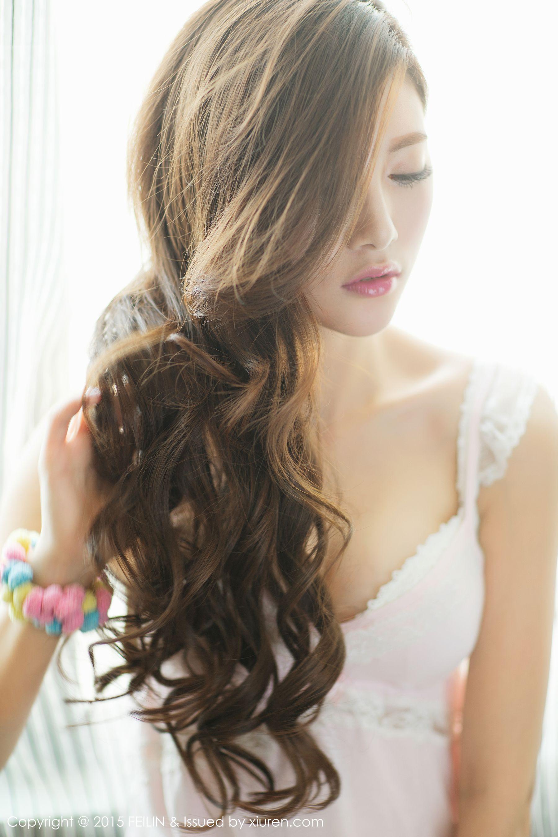 奶茶-Emily &#8211; 首刊模特 [嗲囡囡FEILIN] Vol.001