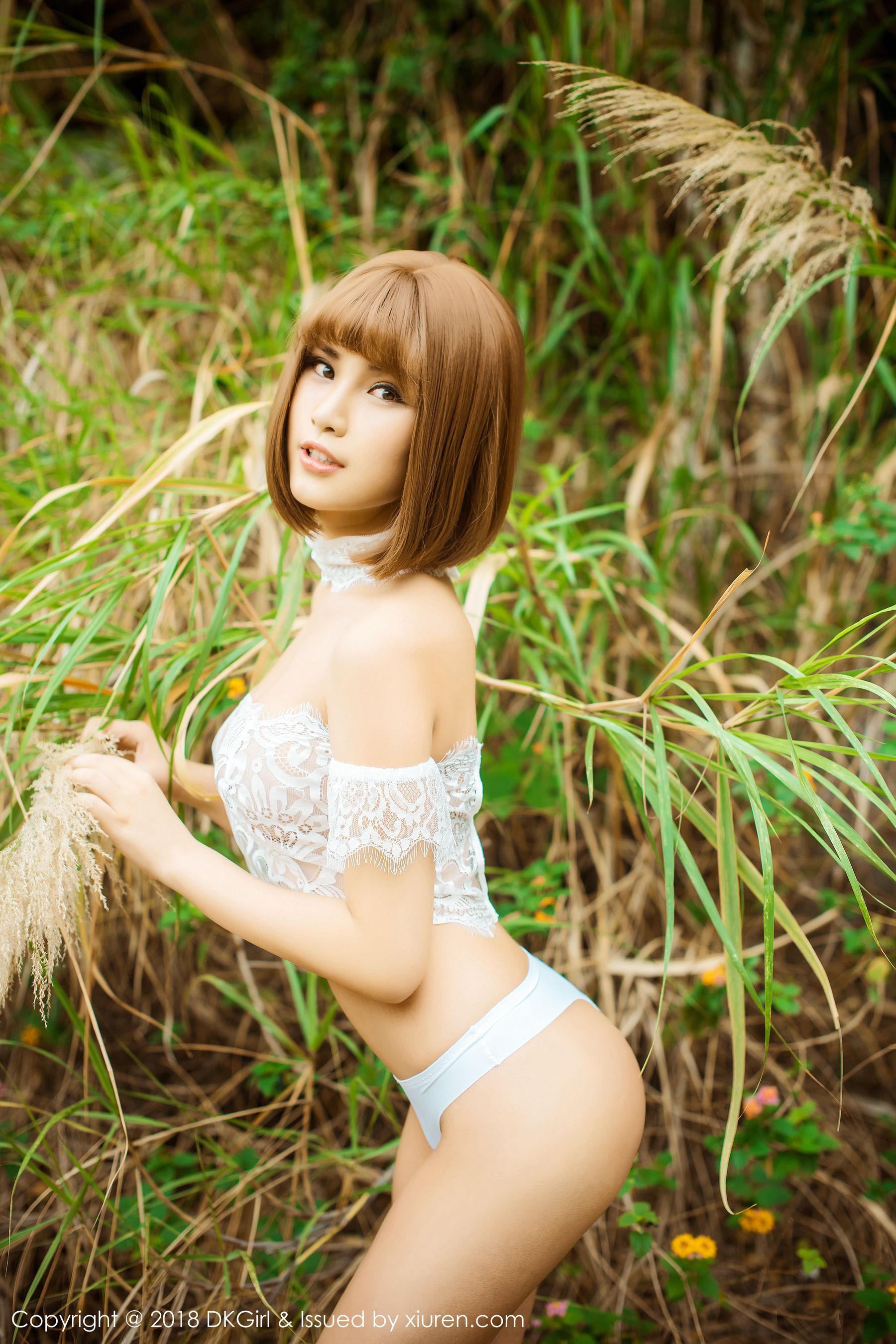 萌宝儿BoA《青春纯美与荒野海边户外露出》 [御女郎DKGirl] Vol.074