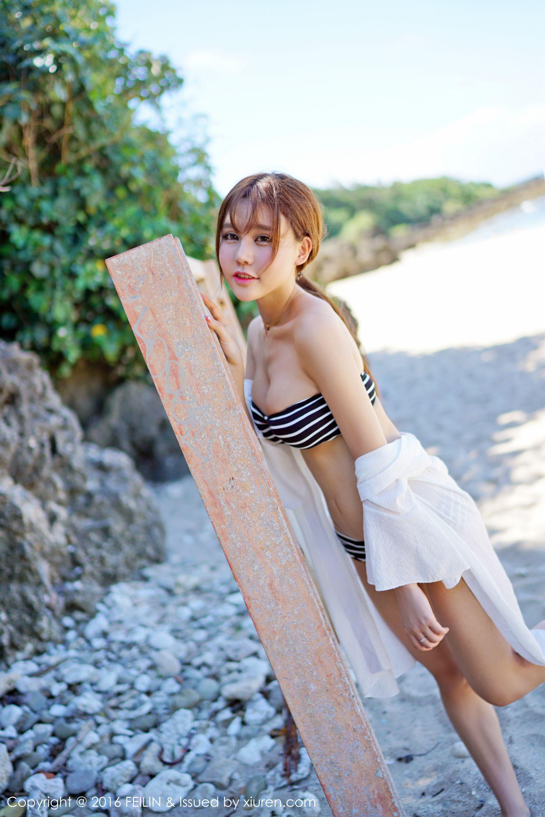 Milk楚楚《海边比基尼+泳装》 [嗲囡囡FEILIN] Vol.045