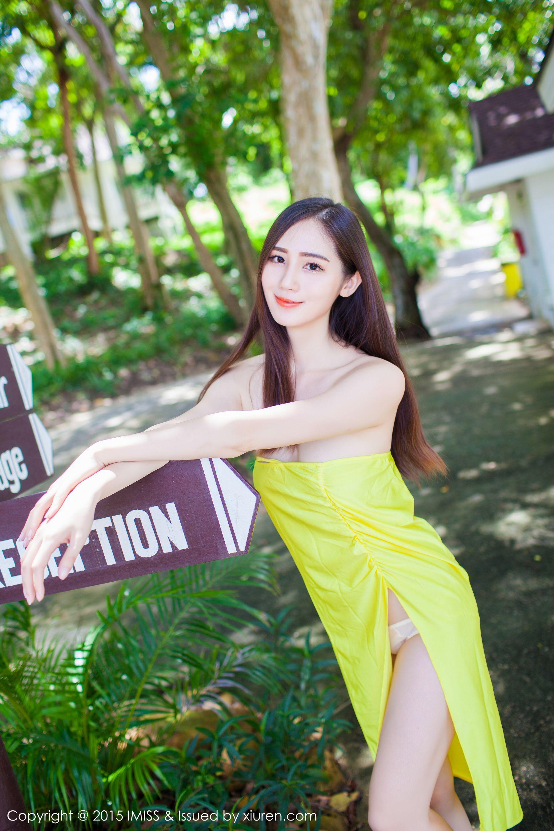 高挑美女SISY思《4套清新服饰》 [爱蜜社IMiss] Vol.041