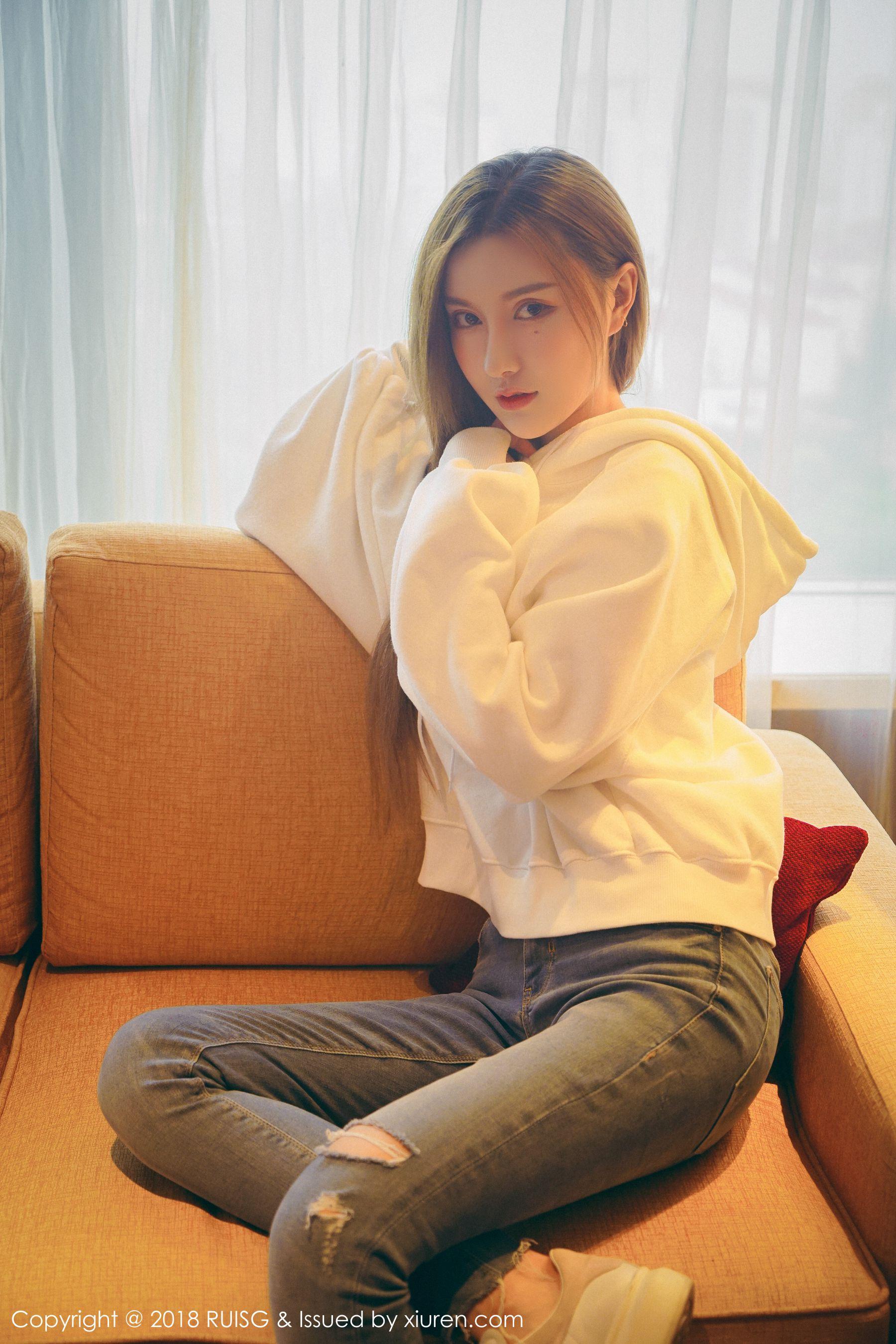 模特M梦baby《柔情私房》 [瑞丝馆RUISG] Vol.045