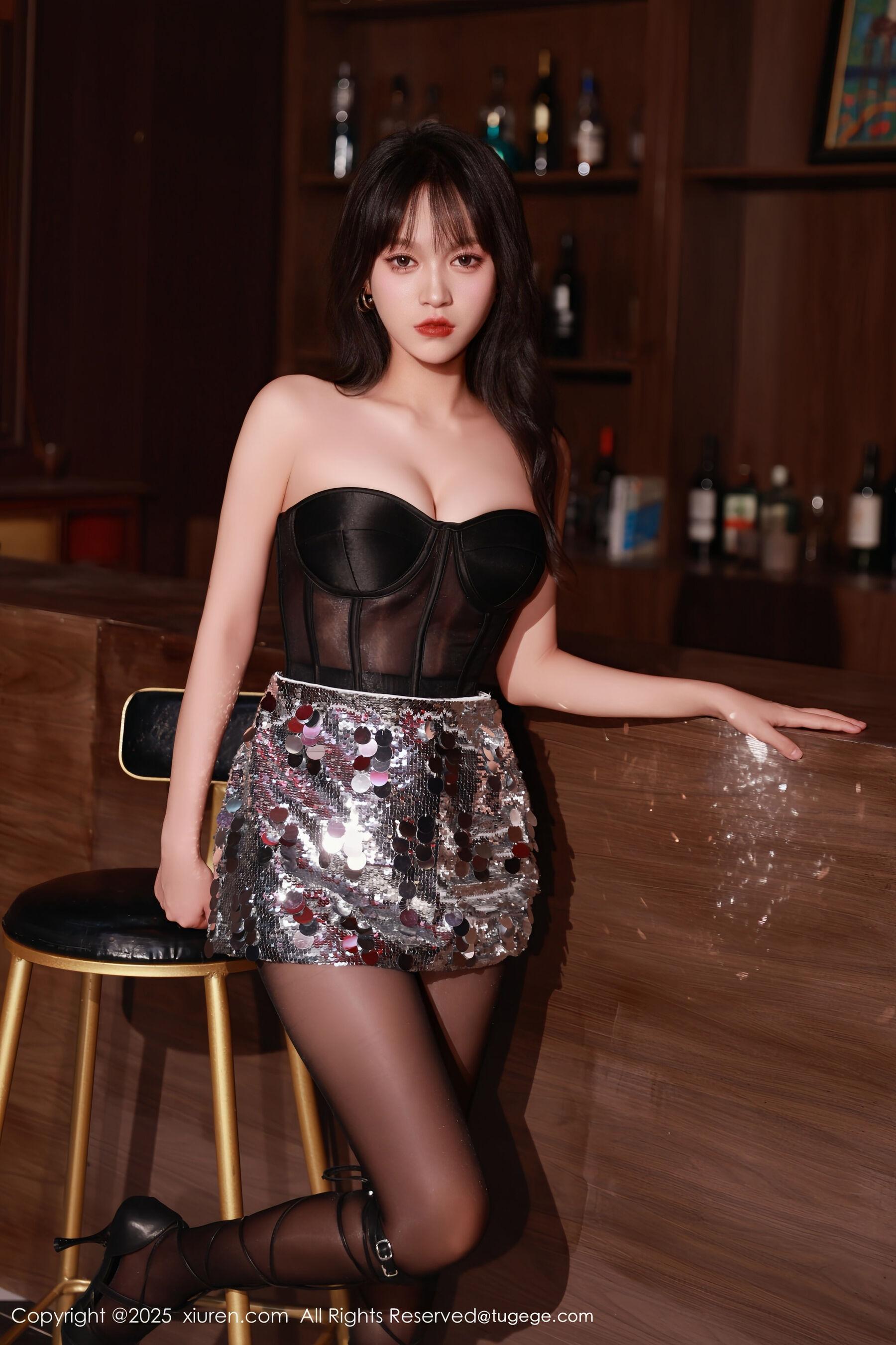 [XiuRen秀人网] 糯咪 No.10772