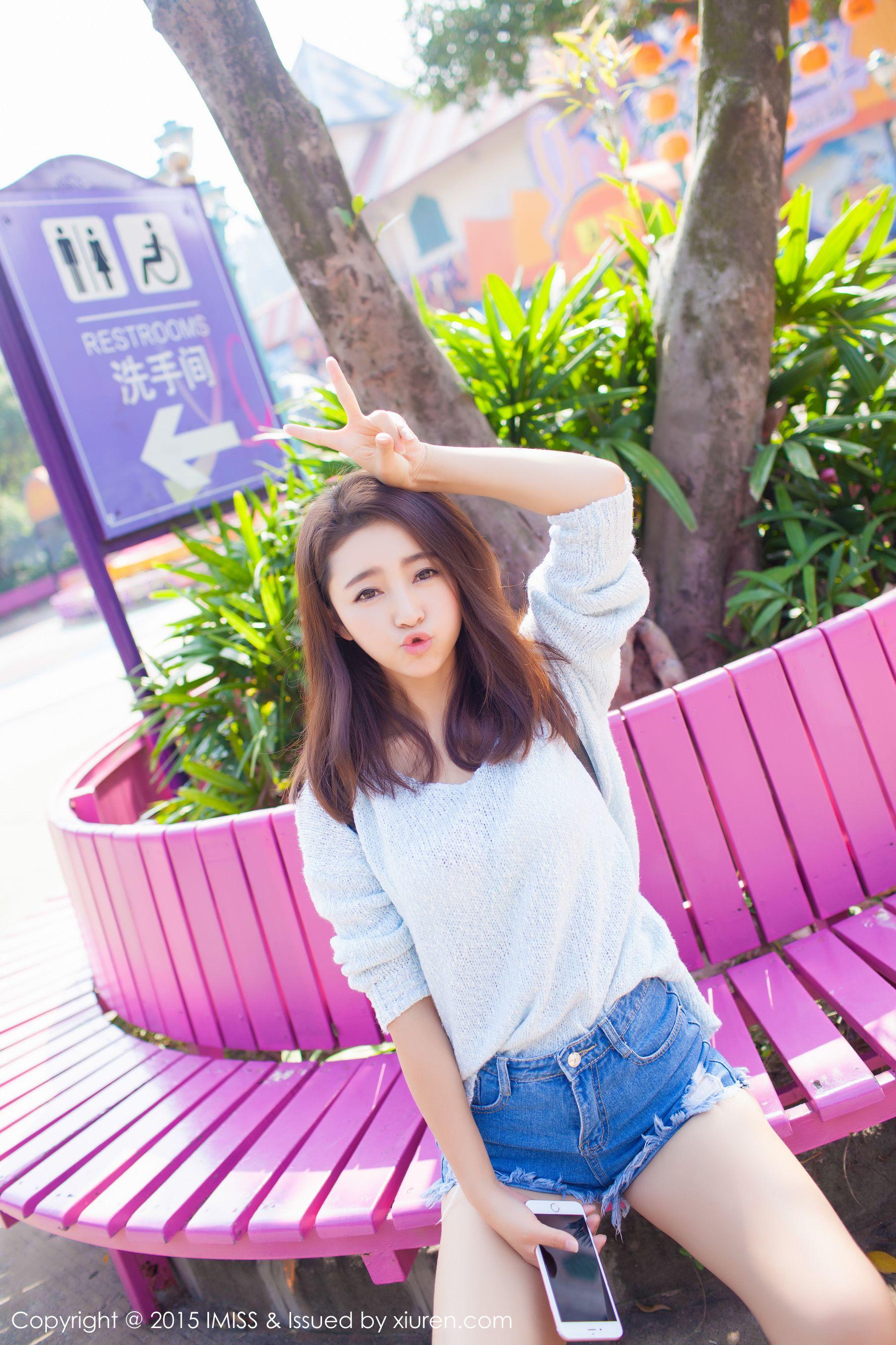 夏茉GIGI《牛仔热裤街拍》 [爱蜜社IMiss] Vol.049