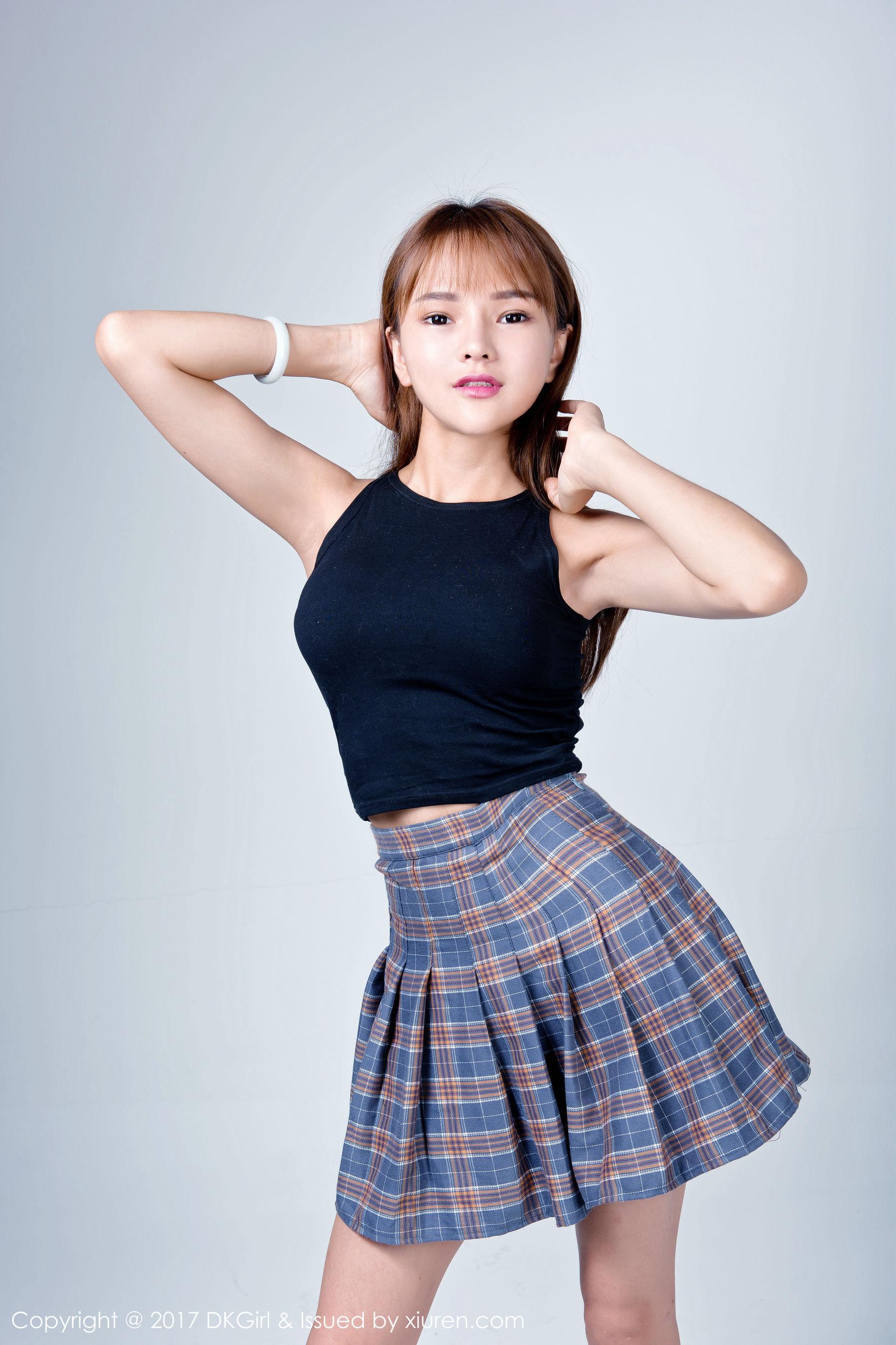 岑雨桥《混血美人，童颜巨乳》 [御女郎DKGirl] VOL.031