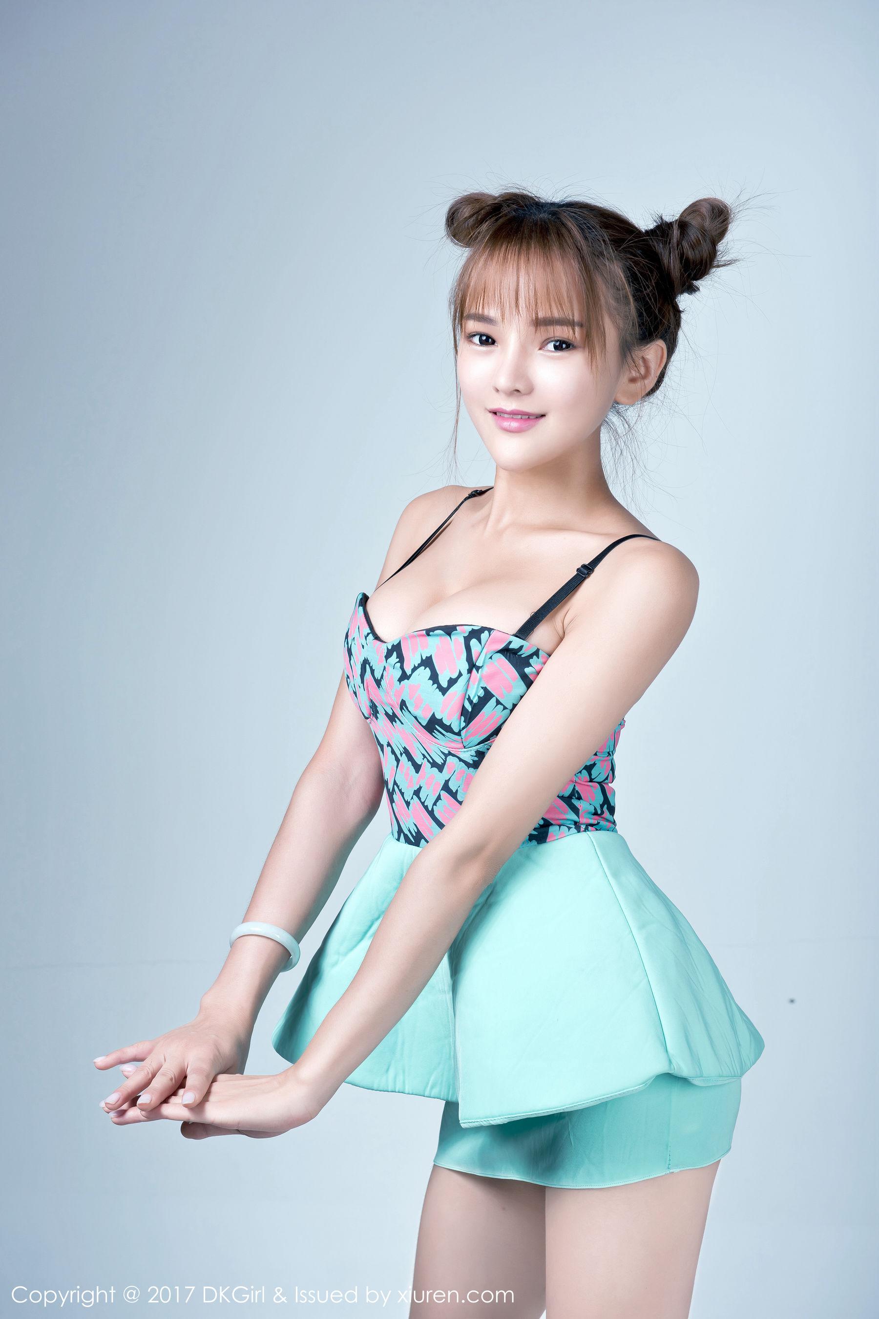 岑雨桥《混血美人，童颜巨乳》 [御女郎DKGirl] VOL.031