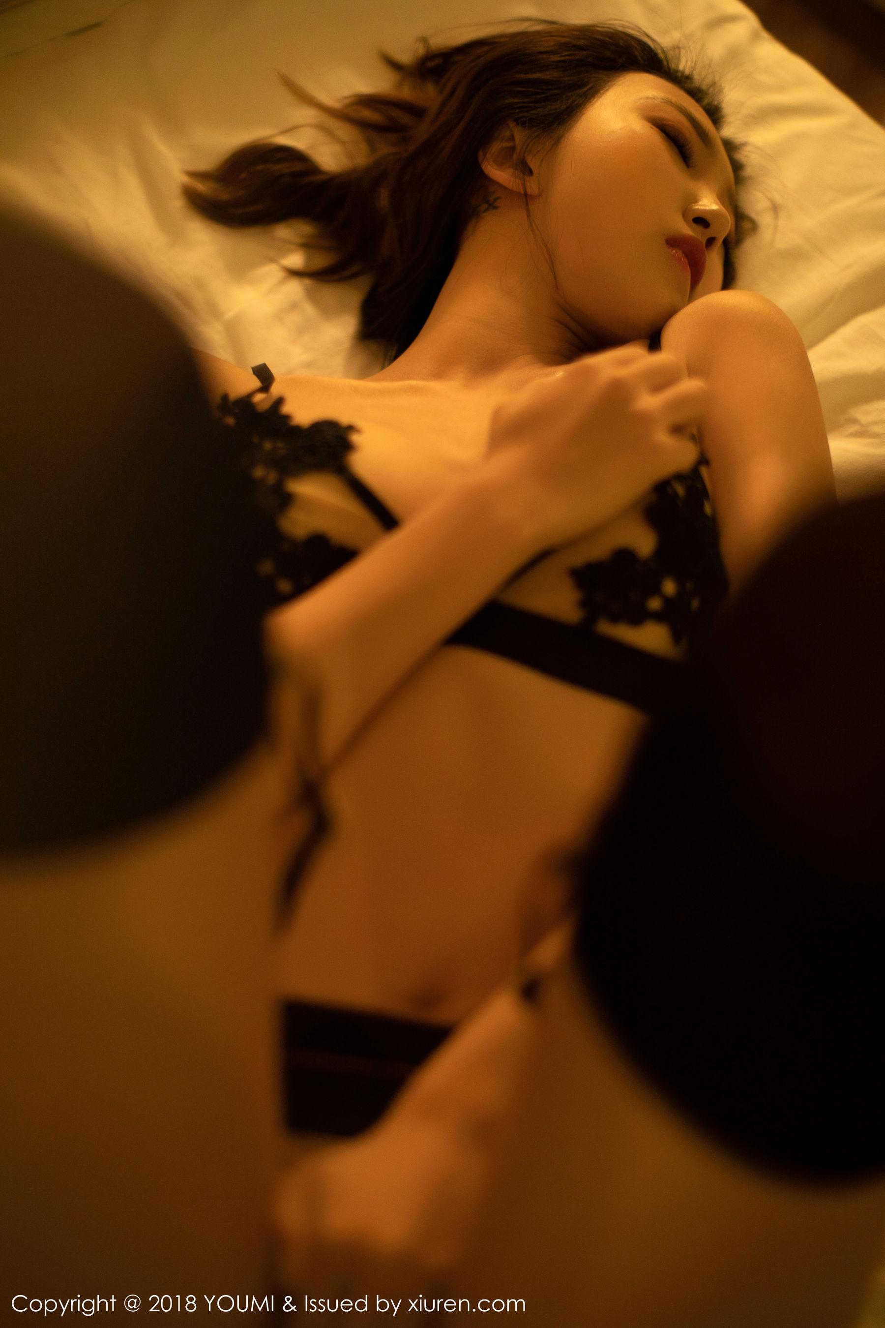 [尤蜜荟YouMi] Vol.241 冯木木LRIS