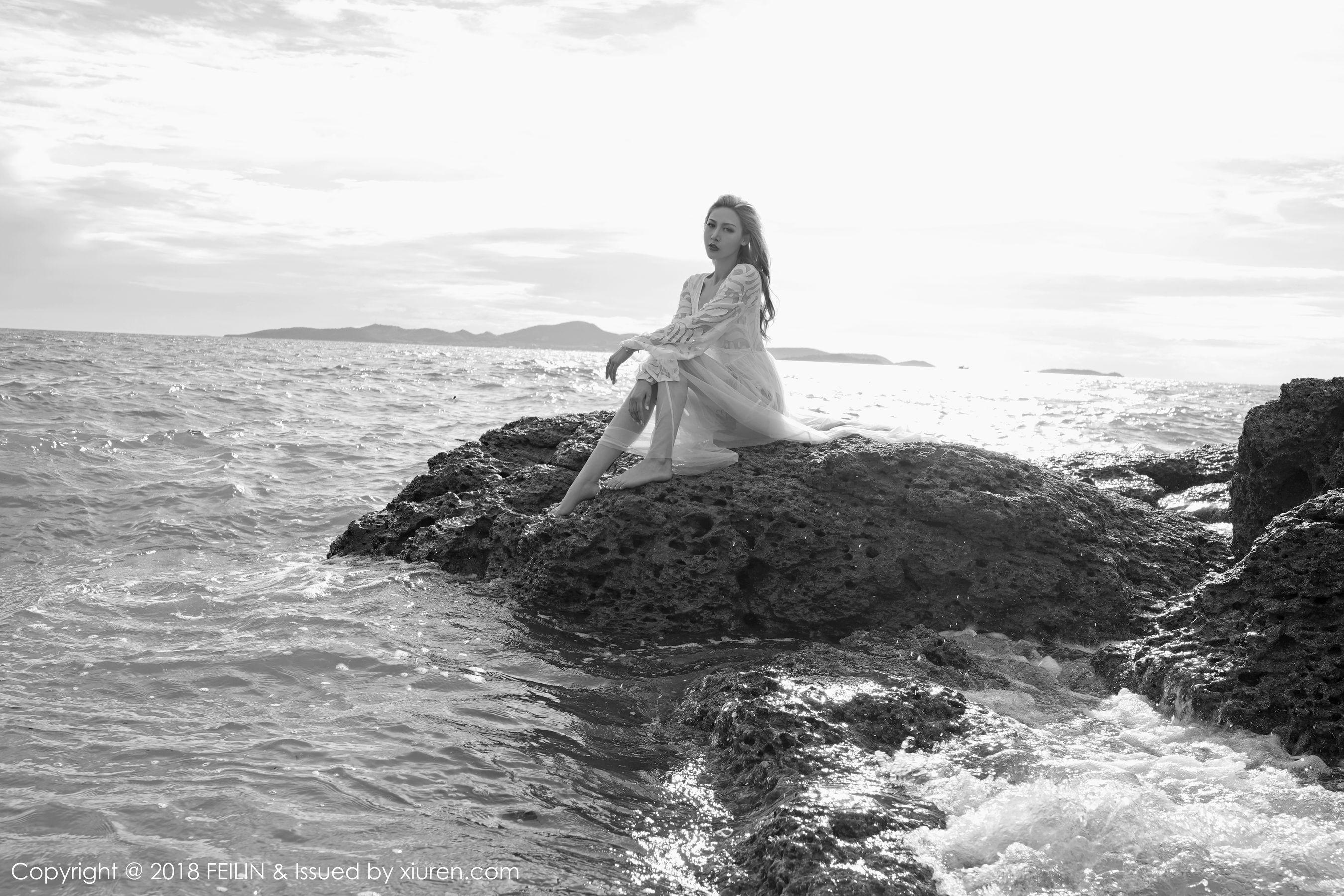 晗大大Via《比基尼湿身》 [嗲囡囡FEILIN] VOL.136