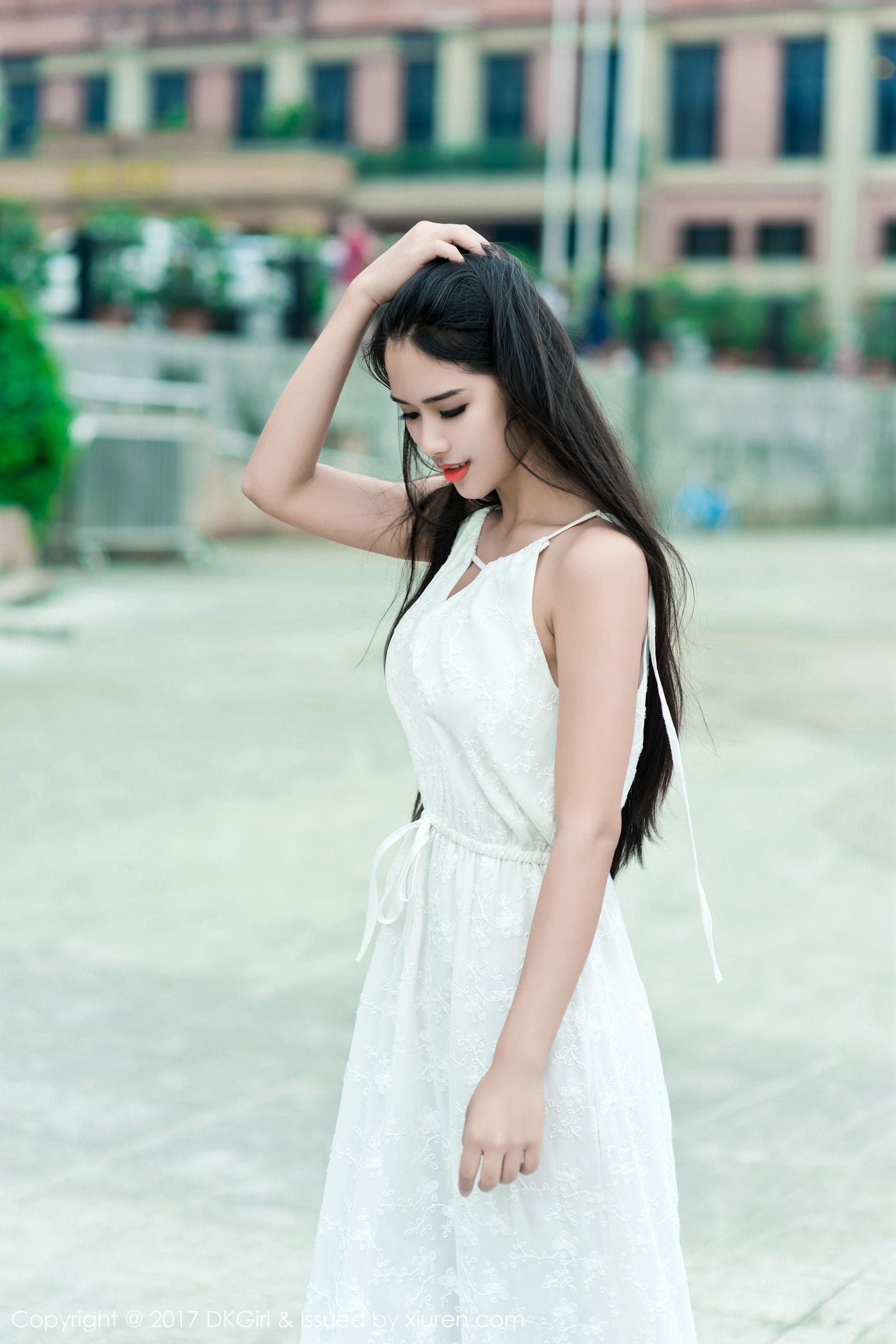 啊宝宝《纯情少女，丰乳肥臀》 [御女郎DKGirl] VOL.025