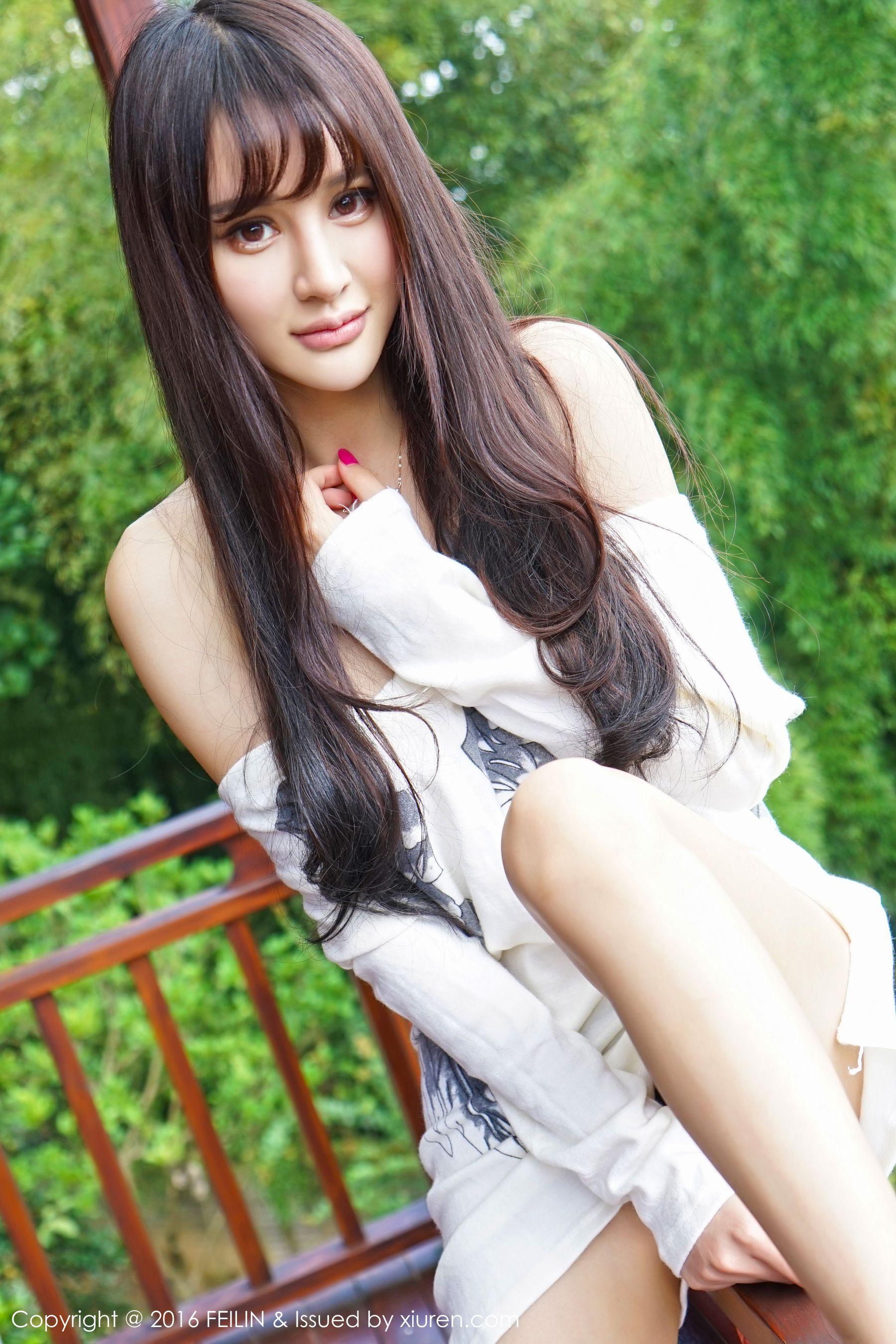 Cheryl青树《2套性感服饰》 [嗲囡囡FEILIN] Vol.053