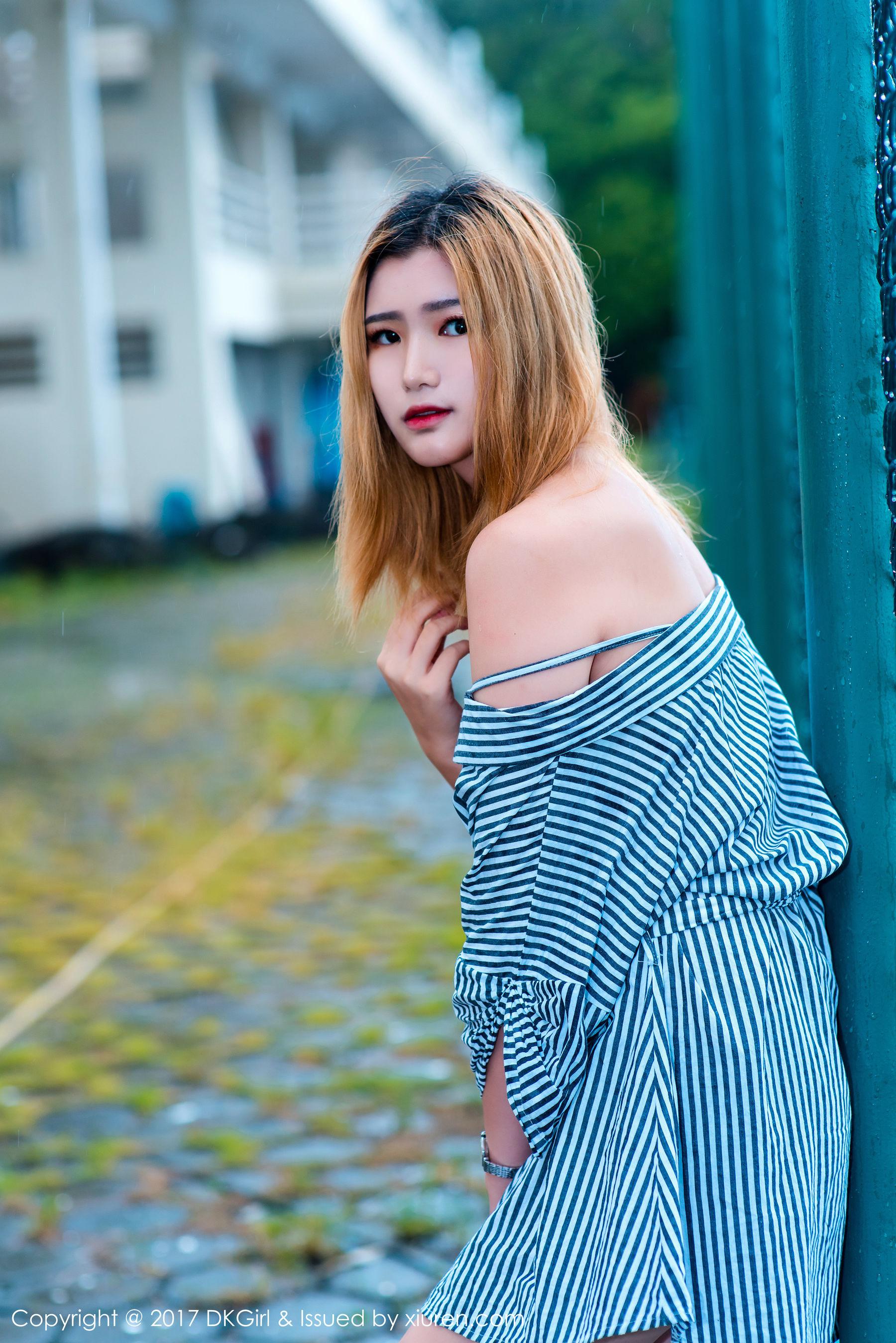 Ting婷婷《172长腿美人，户外大尺度露出》 [御女郎DKGirl] Vol.038