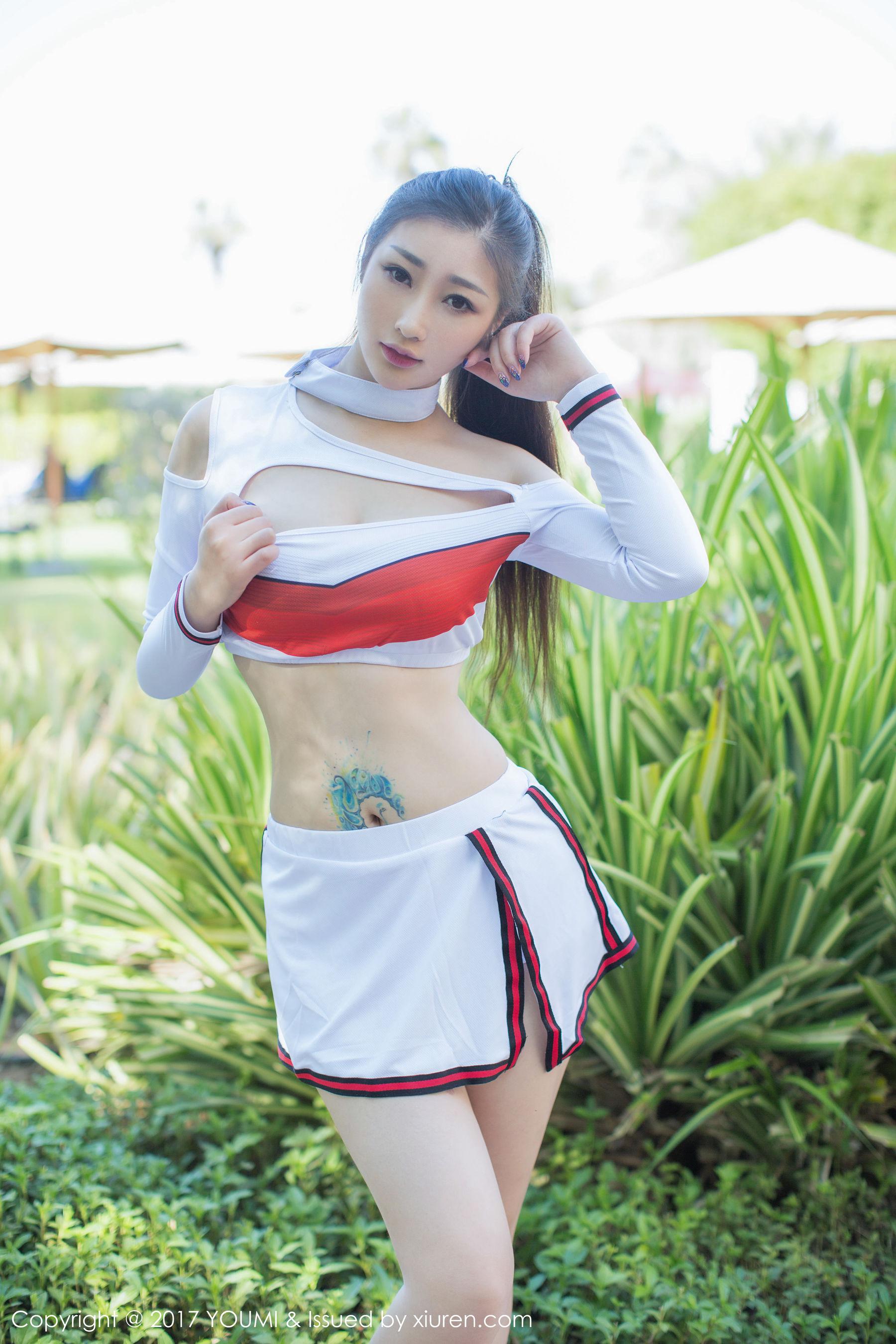 妲己_Toxic《制服+真空金属链》 [尤蜜荟YOUMI] VOL.090