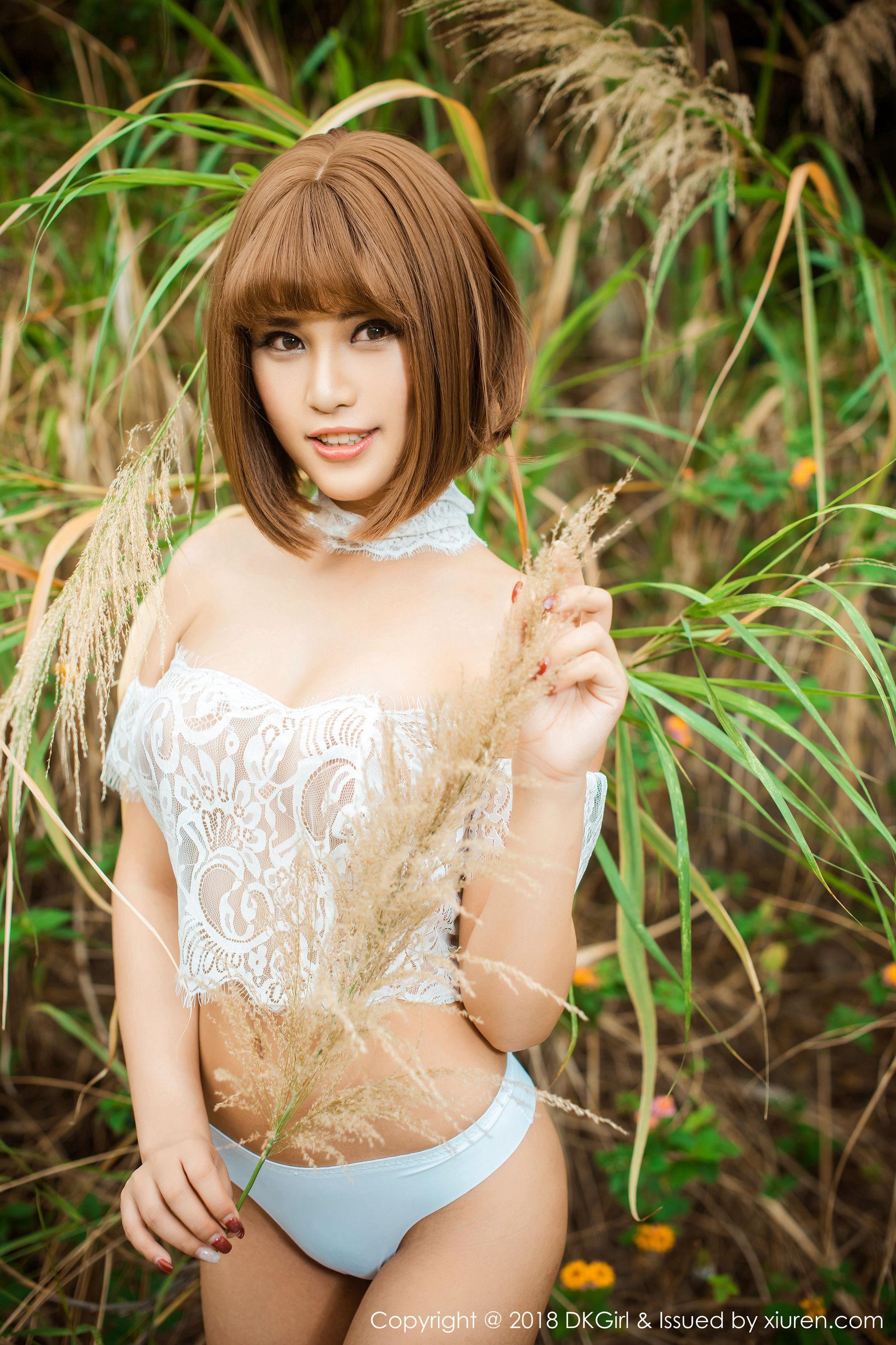 萌宝儿BoA《青春纯美与荒野海边户外露出》 [御女郎DKGirl] Vol.074