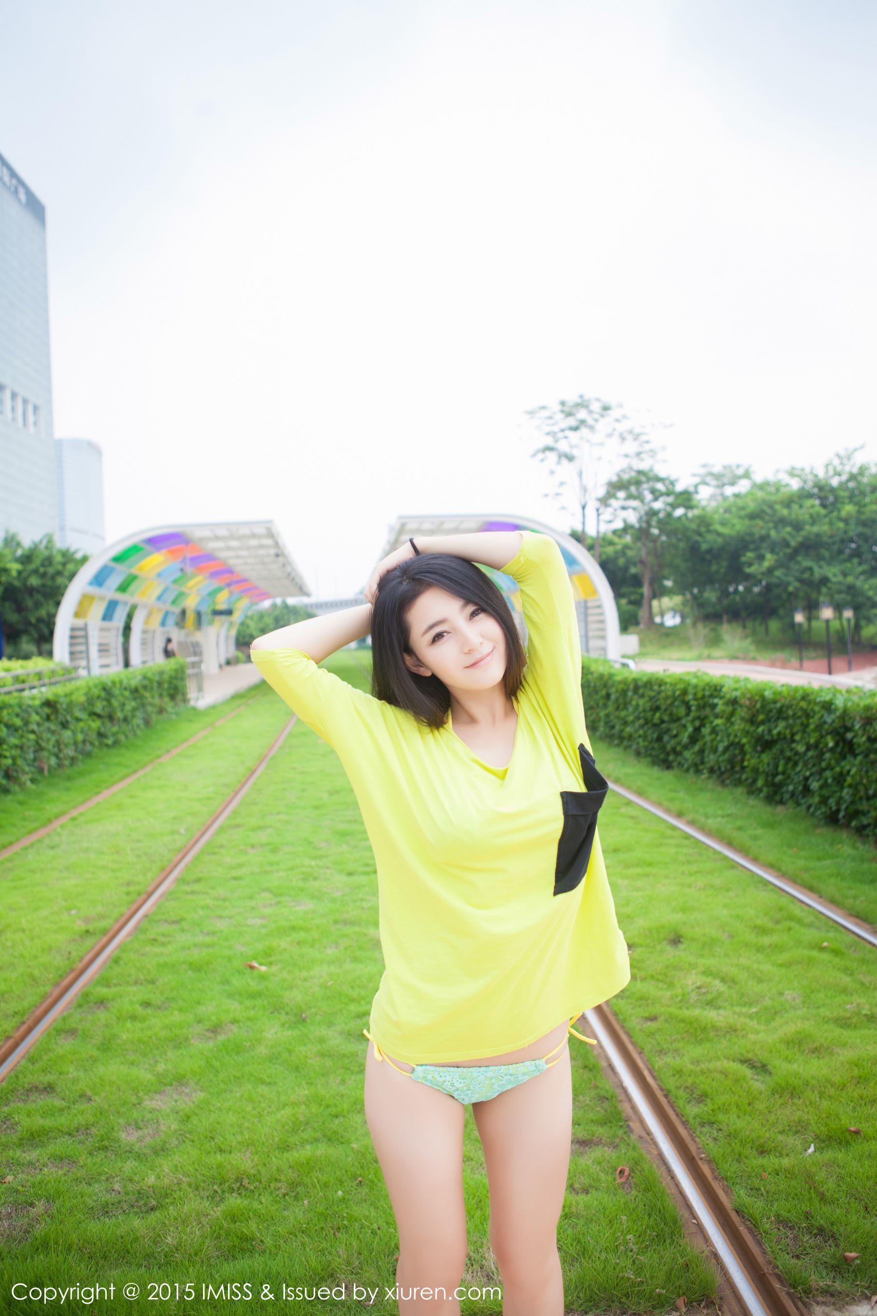 夏茉GIGI《清凉比基尼街拍》 [爱蜜社IMiss] Vol.020