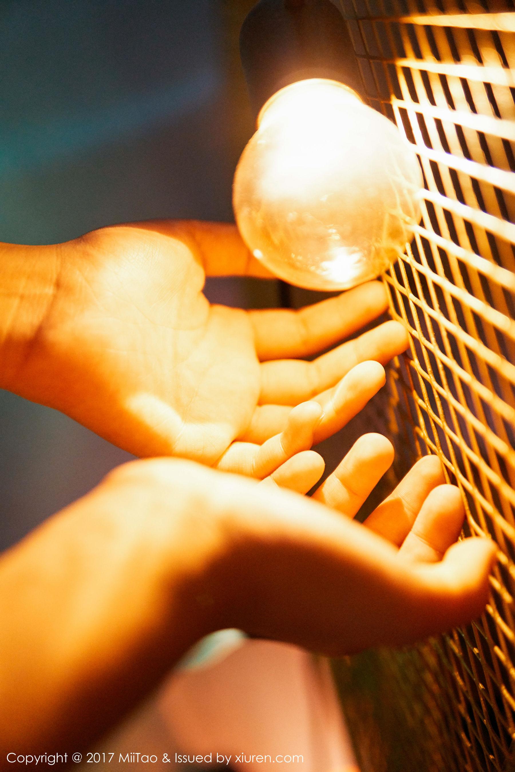 瑞欣《灯光下的人体摄影》 [蜜桃社MiiTao] VOL.086